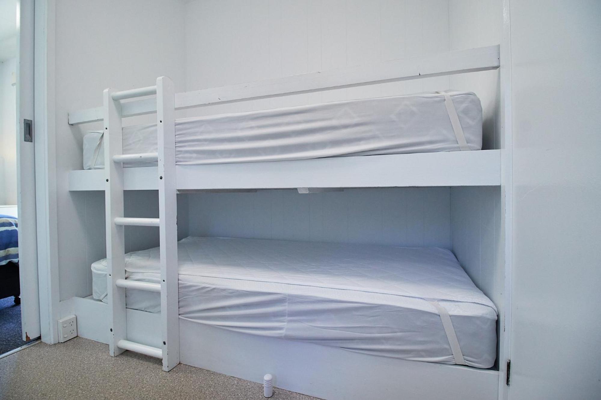 Surfside Holiday Park Warrnambool Eksteriør billede